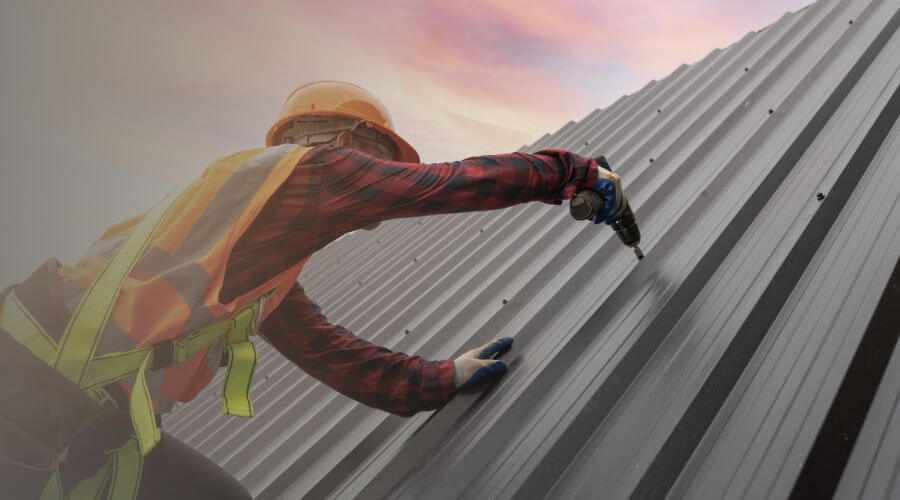 Professional residential roofers in Lyons, KS